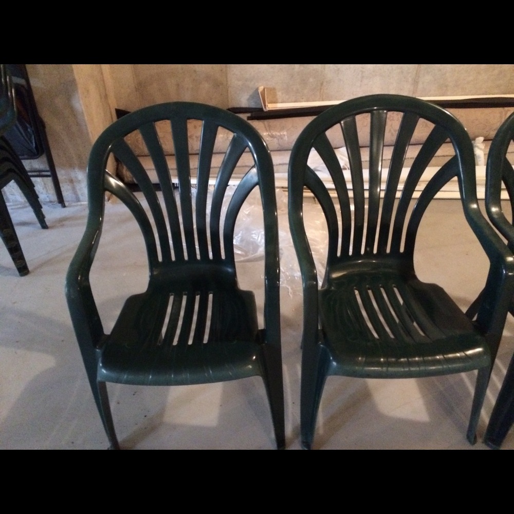 Chairs - Picture 3 of 5
